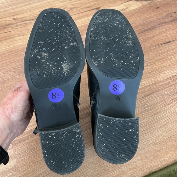 BCBG Generation ankle boots, size 8.5 - Picture 5 of 6